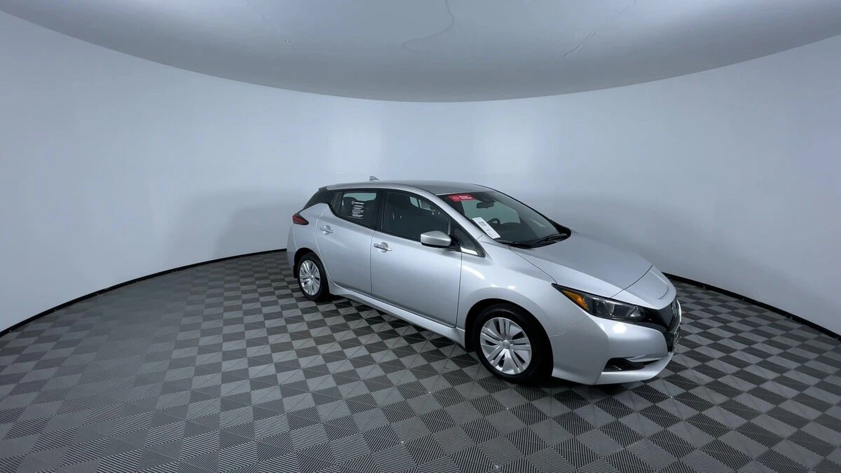 Used 2025 Nissan Leaf S with VIN 1N4AZ1BV5SC550326 for sale in Littleton, CO