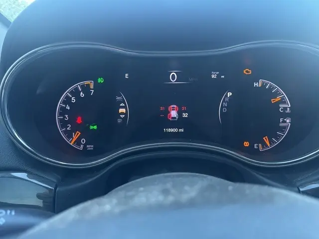 2017 Jeep Grand Cherokee Overland photo 10