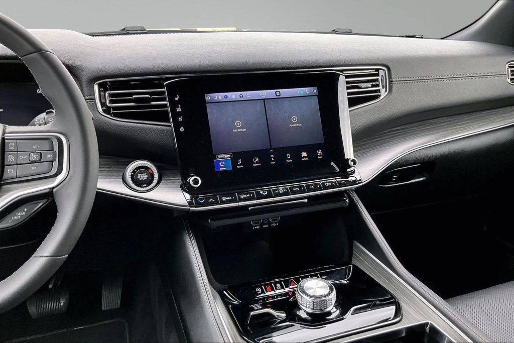 2023 Jeep Wagoneer Series II - Photo 6