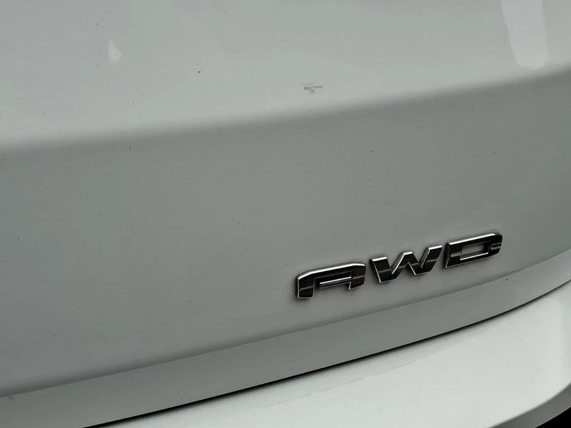 2023 GMC Terrain SLE - Photo 12