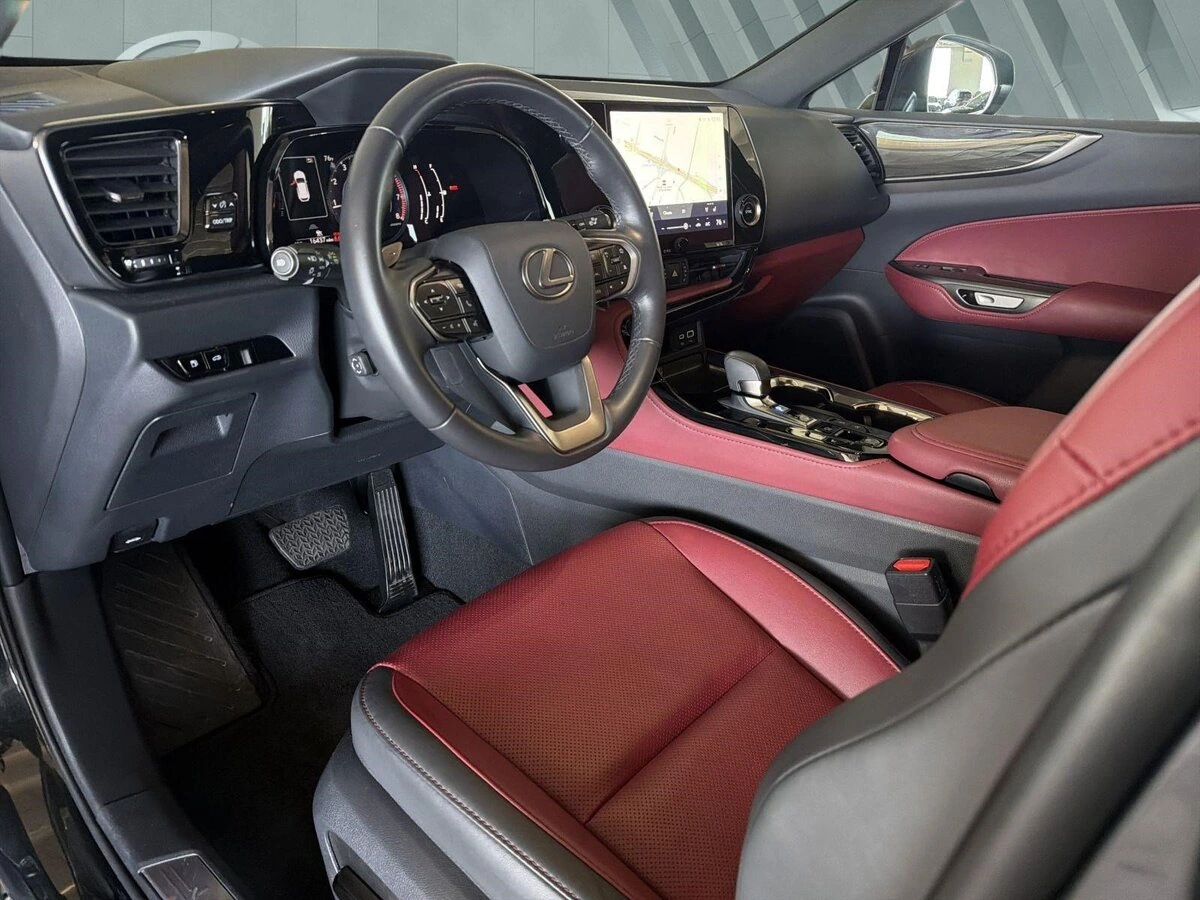 Photo 10