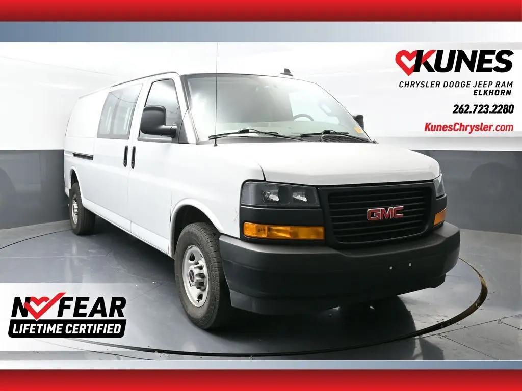 2023 GMC Savana Cargo Work Van's photo
