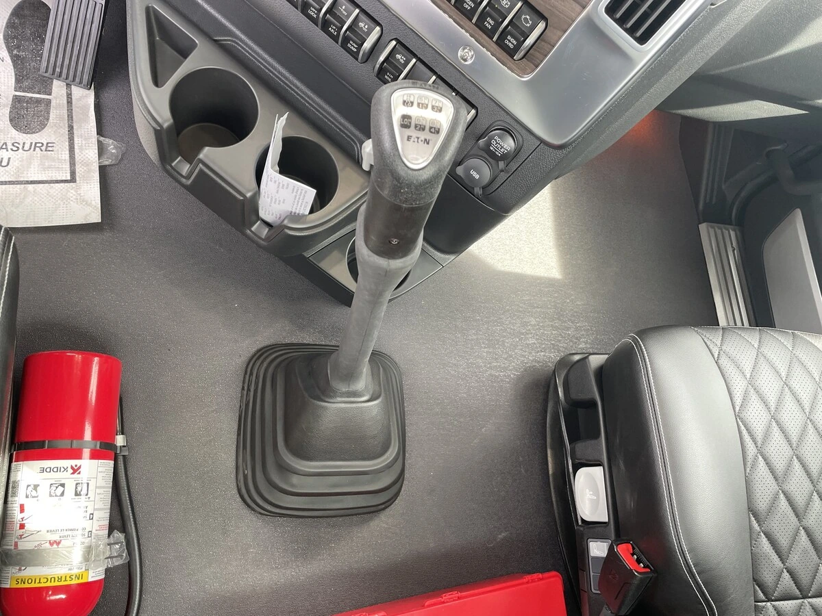 2027 Western Star 49X - image 35