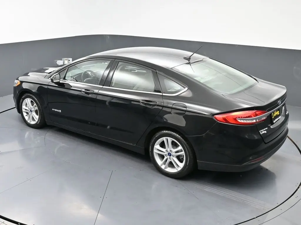 2018 Ford Fusion S Hybrid photo 36