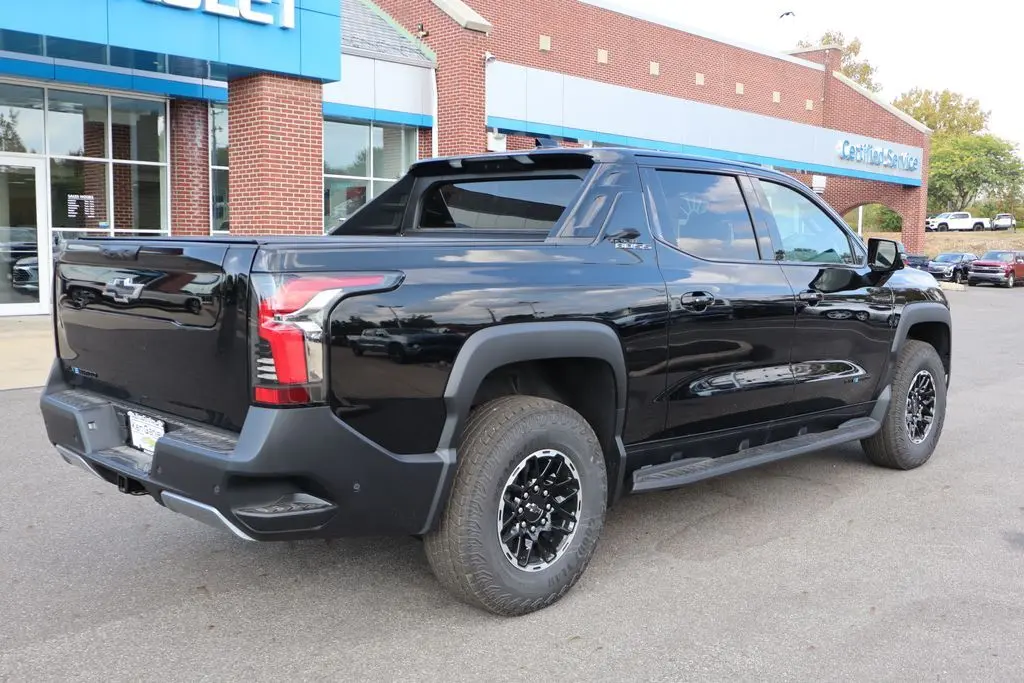 2026 Chevrolet Silverado EV Trail Boss photo 35