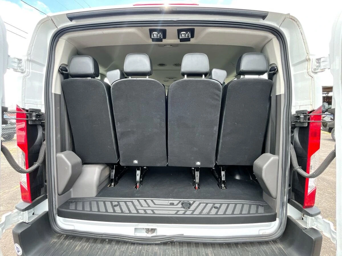 2023 Ford Transit Passenger Van XLT - Photo 30