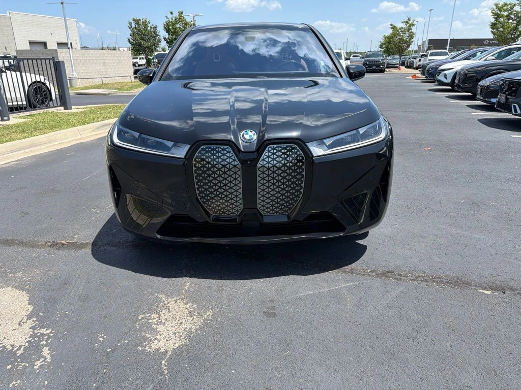 Used 2024 BMW iX Base with VIN WB523CF08RCR07563 for sale in Kansas City, KS