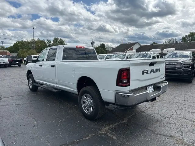 2025 Ram 2500 Tradesman photo 5