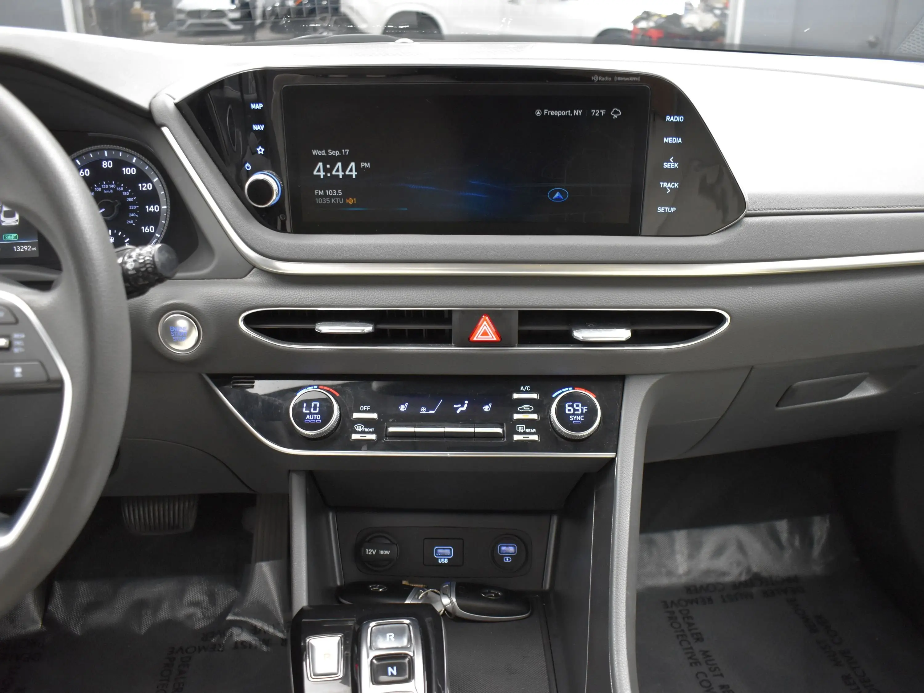 2023 Hyundai Sonata SEL photo 19