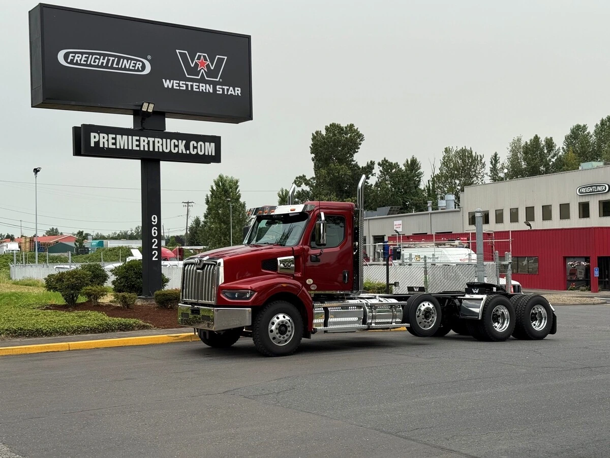 2027 Western Star 49X