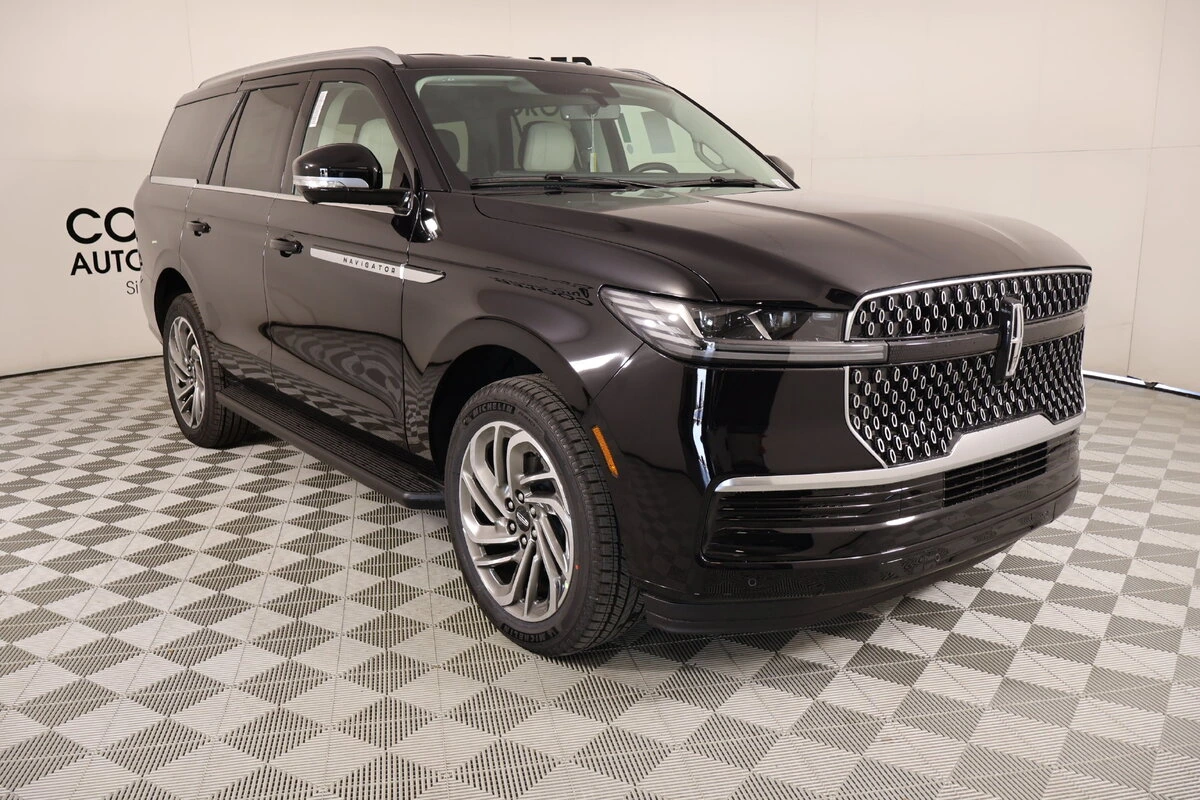 2026 Lincoln Navigator Premiere