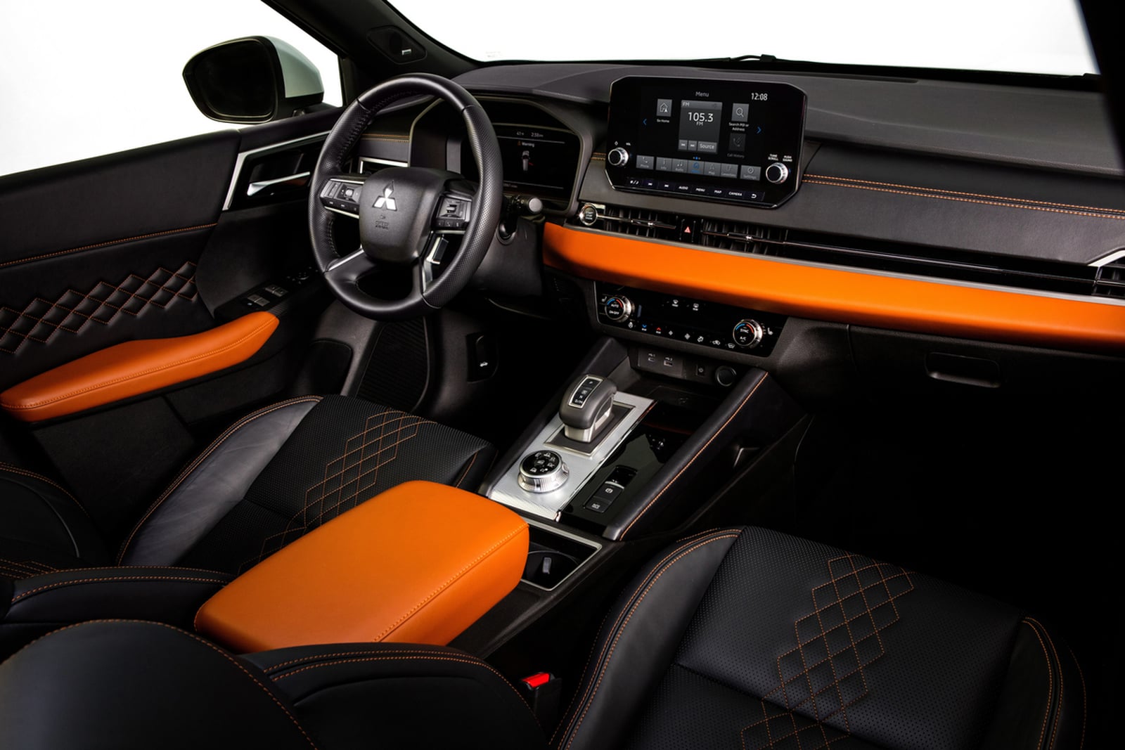 2025 Mitsubishi Outlander Dashboard