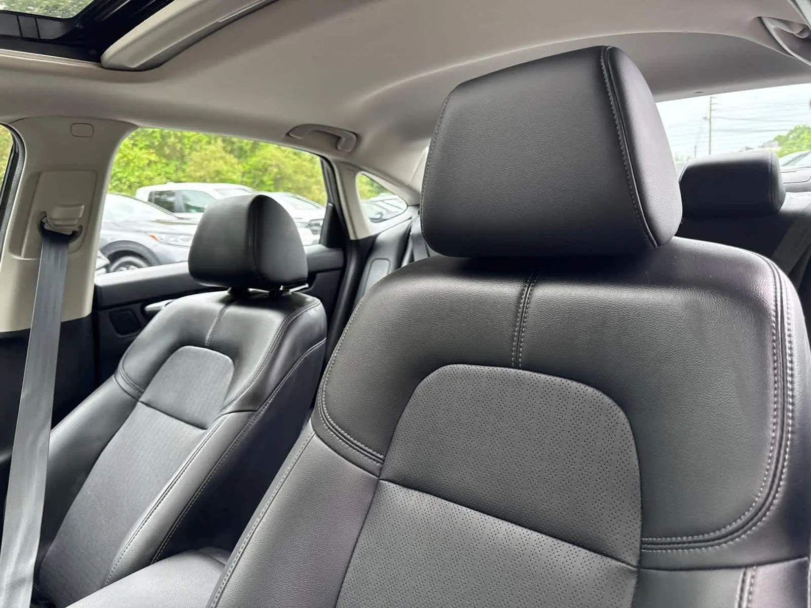2023 Honda Civic Touring photo 12