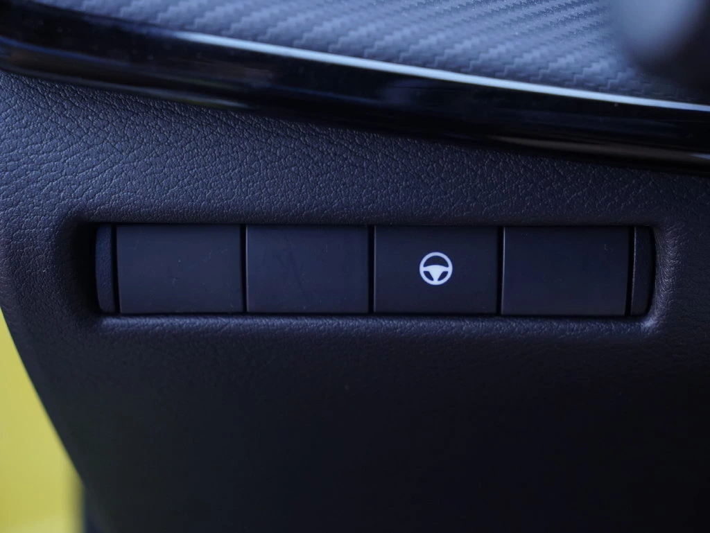2026 Nissan KICKS SR AWD - Photo 12
