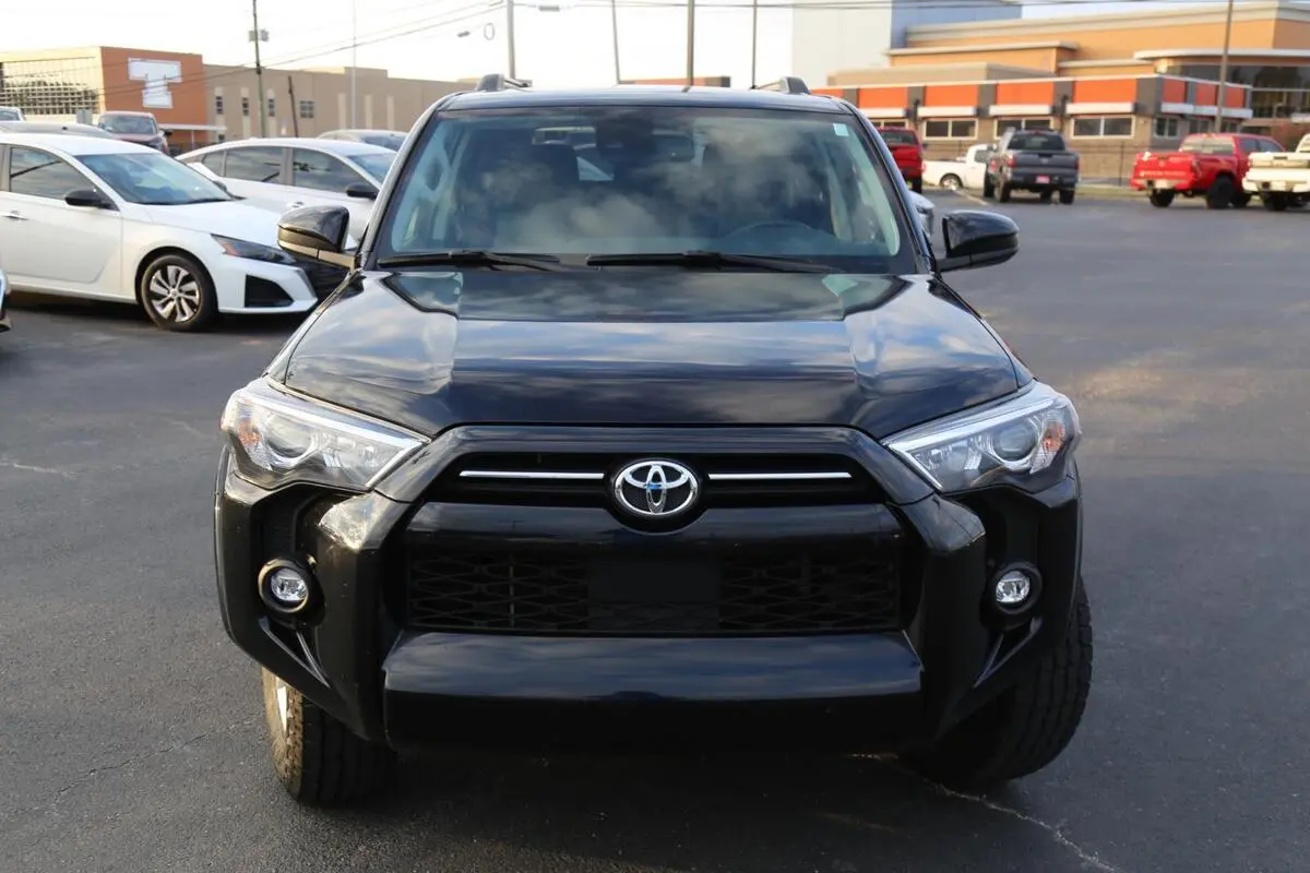 2024 Toyota 4Runner SR5 photo 2