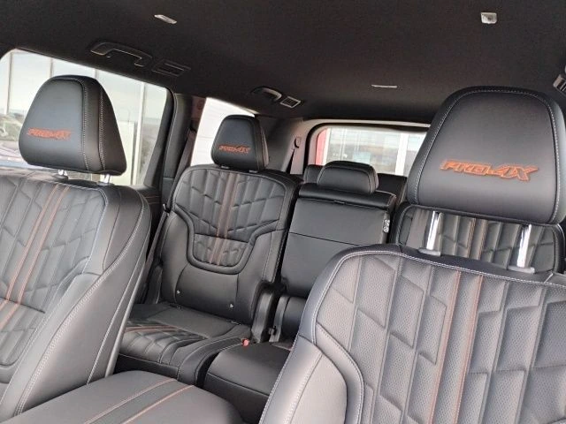 2026 Nissan Armada PRO-4X - Photo 18