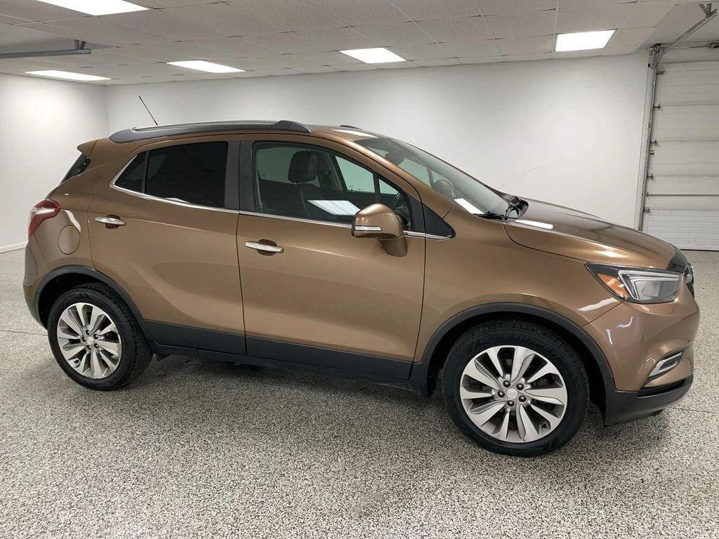 2017 Buick Encore Preferred's photo