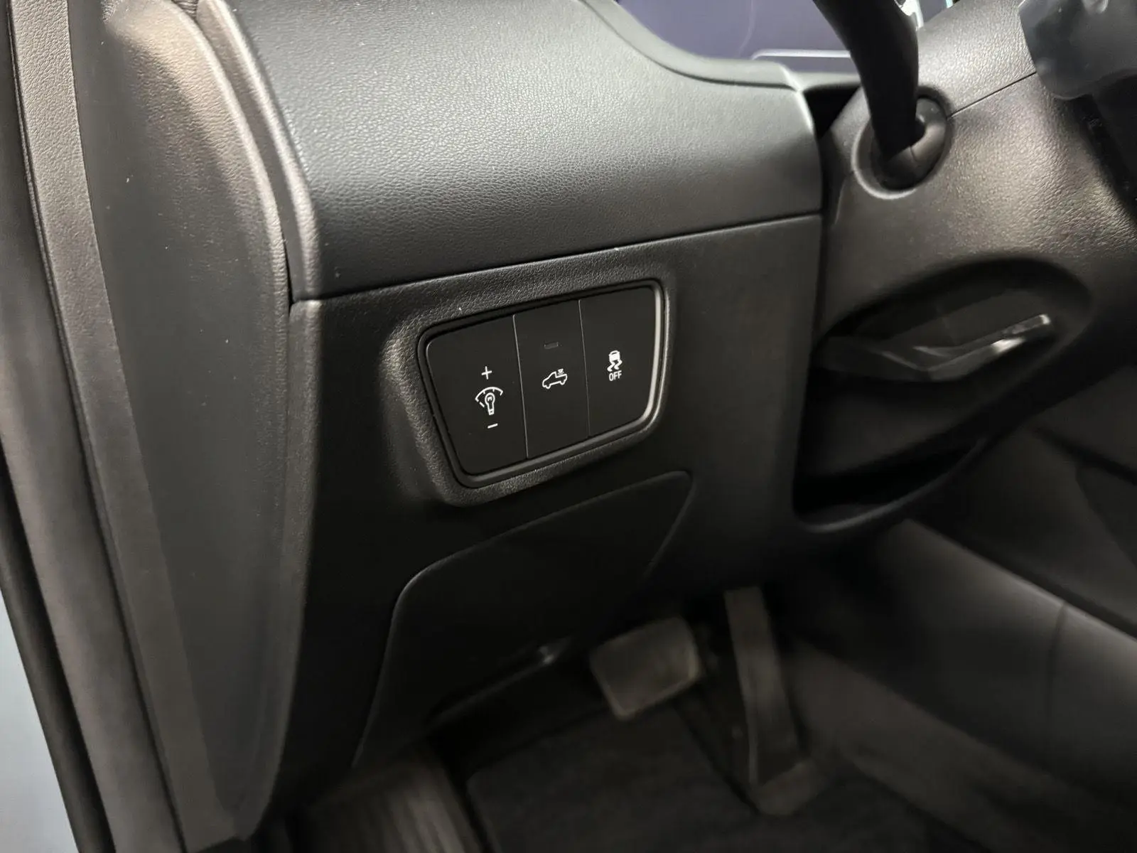 2023 Hyundai Santa Cruz Limited photo 17