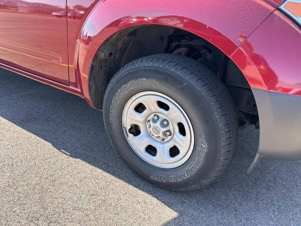 2017 Nissan Frontier S photo 3