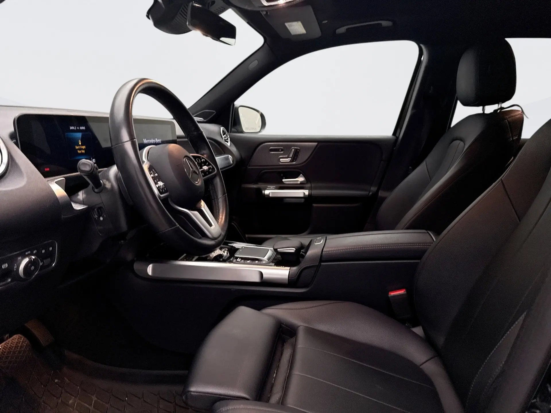 2021 Mercedes Benz GLB 250 photo 8