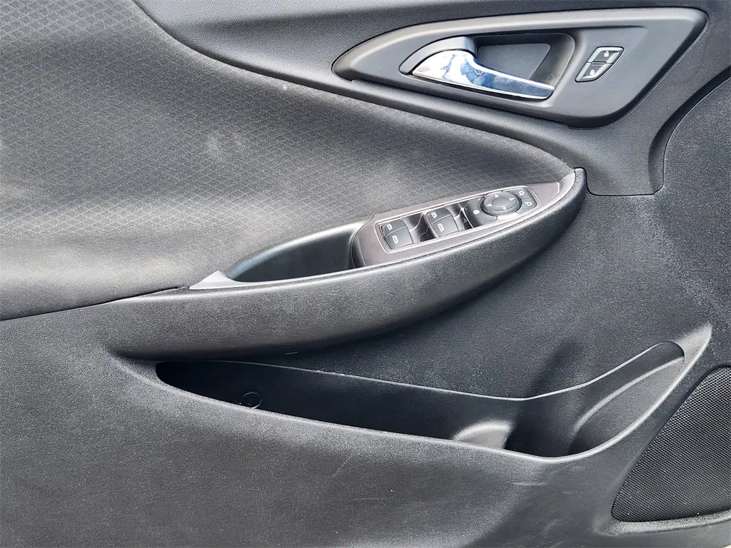 2021 Chevrolet Malibu RS photo 17