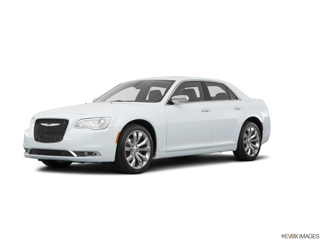 2016 Chrysler 300 C's photo