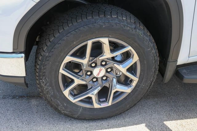 2026 GMC Sierra 1500 SLT - Photo 7