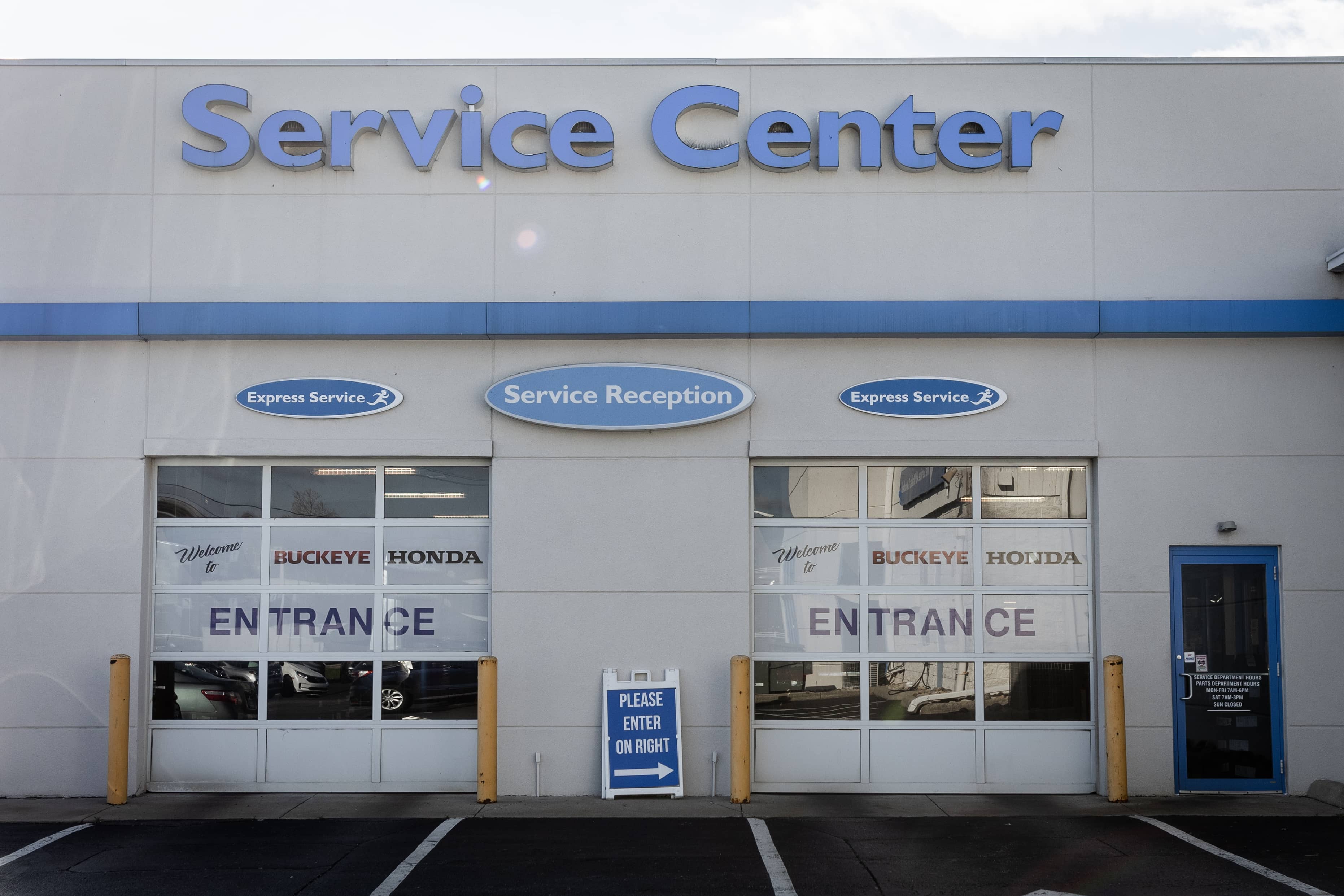 Buckeye Honda Service Center entrance showing Express Service bays and reception area