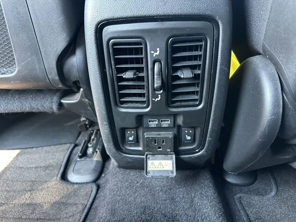 2022 Dodge Durango R/T photo 16