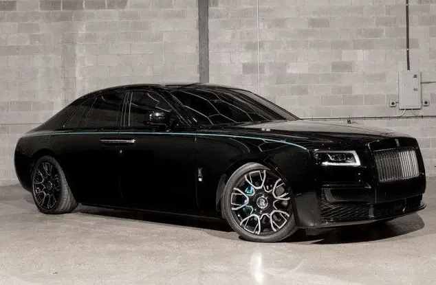 2022 Rolls-Royce Ghost Base's photo