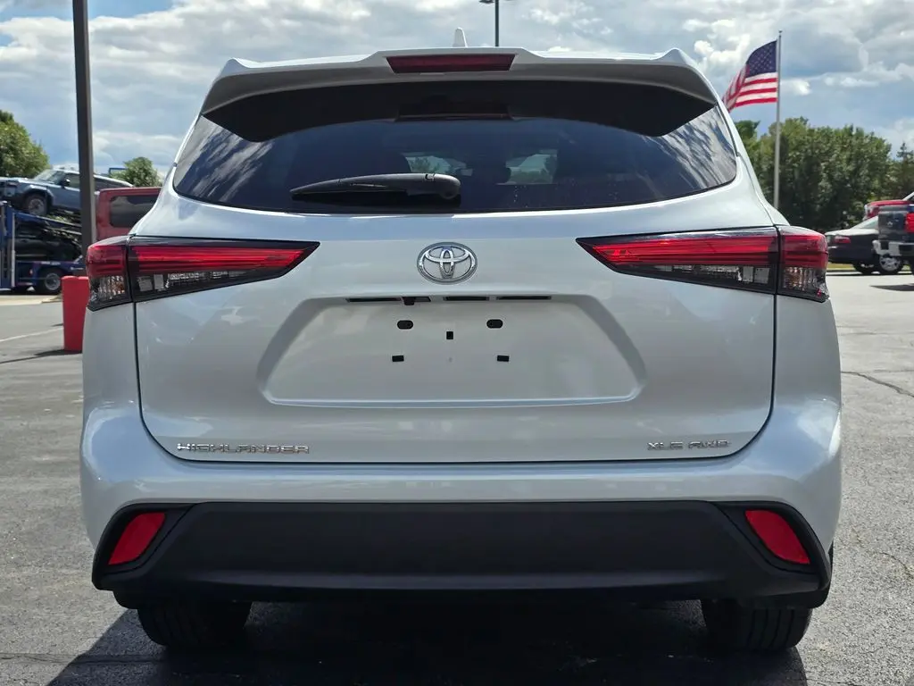 2023 Toyota Highlander Limited Platinum XLE XSE photo 13