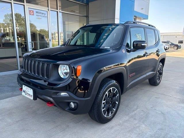 2023 Jeep Renegade Trailhawk