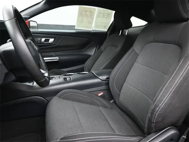 2024 Ford Mustang EcoBoost photo 9