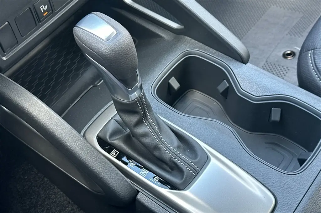 2026 Nissan Frontier SV photo 17