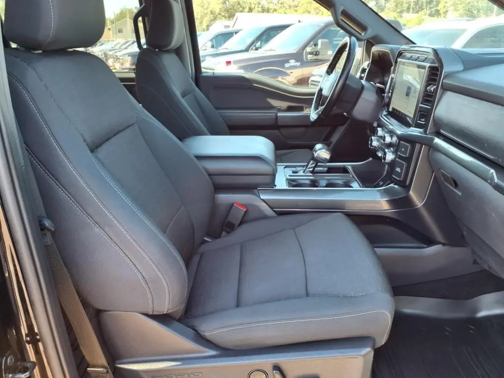 2022 Ford F-150 XLT photo 13