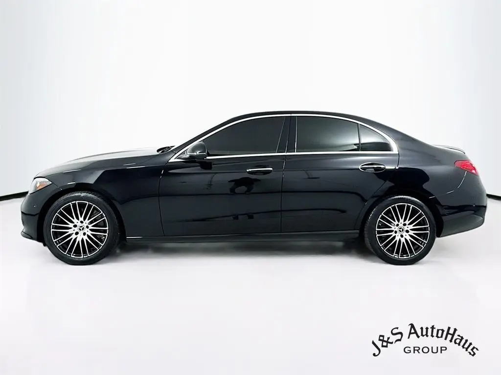 2024 Mercedes Benz C 300 photo 4