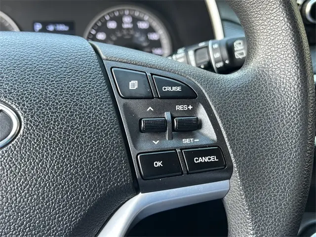 2021 Hyundai Tucson Value photo 14