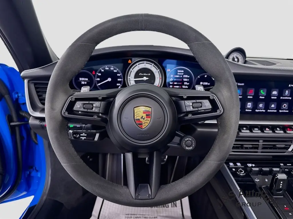 2022 Porsche 911 Turbo S photo 12