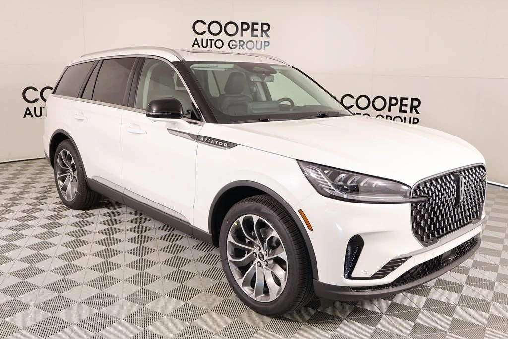 2026 Lincoln Aviator Reserve's photo