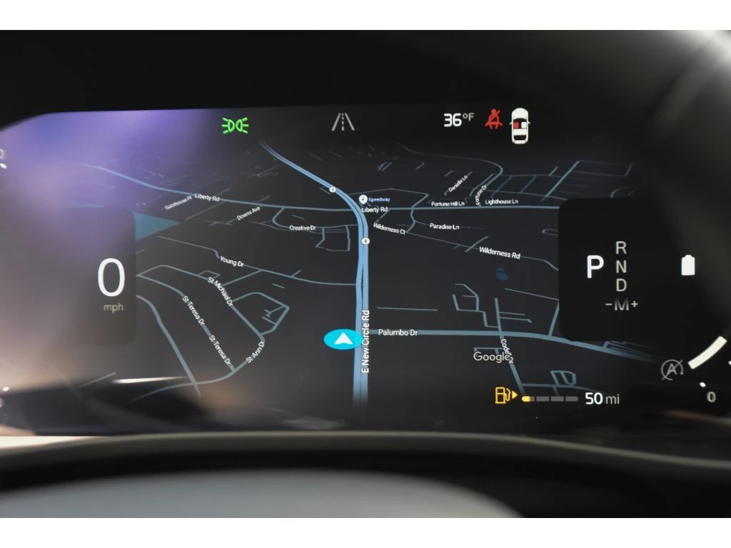 2026 Volvo - image 17