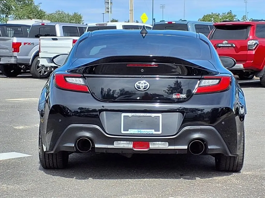 2022 Toyota GR86 Premium photo 6