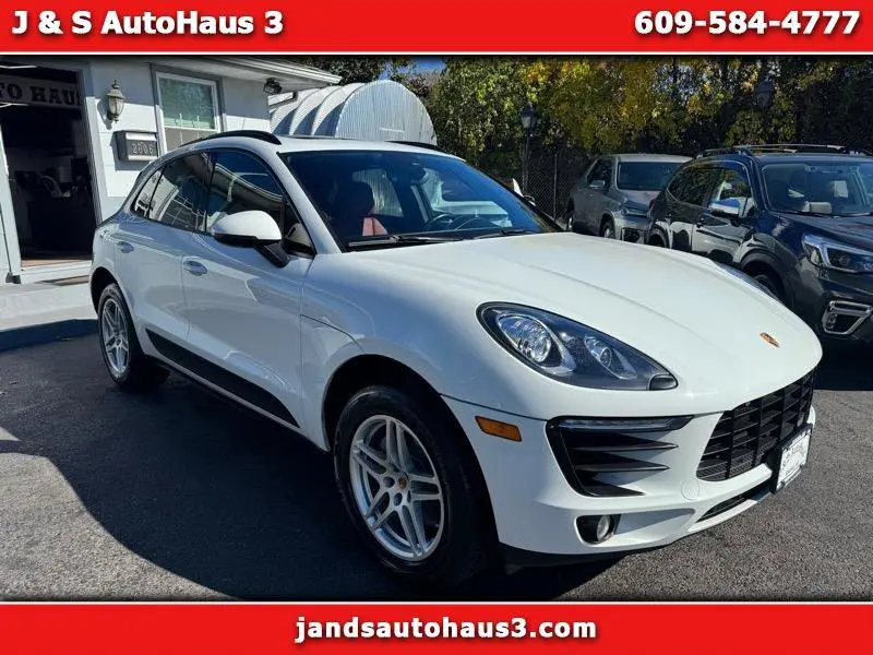 2018 Porsche Macan Base