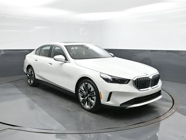2026 BMW 5 Series 530i - Photo 22