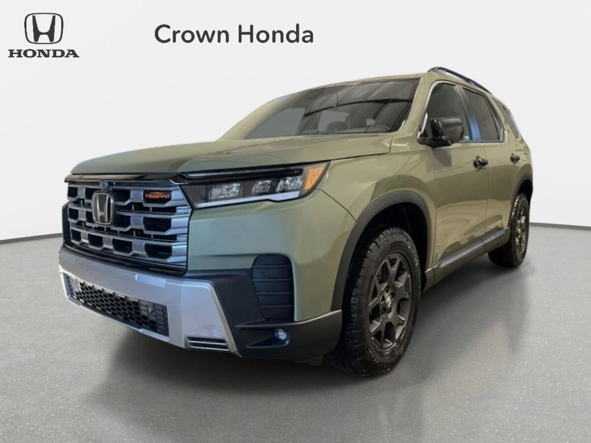 2026 Honda Pilot TrailSport AWD's photo