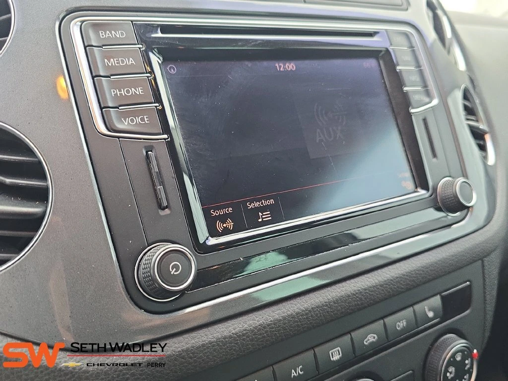 2016 Volkswagen Tiguan SE - Photo 20