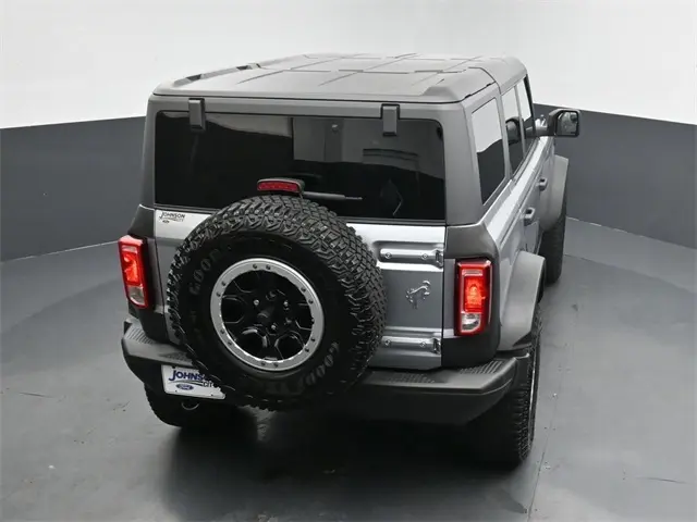 2023 Ford Bronco Black Diamond photo 16