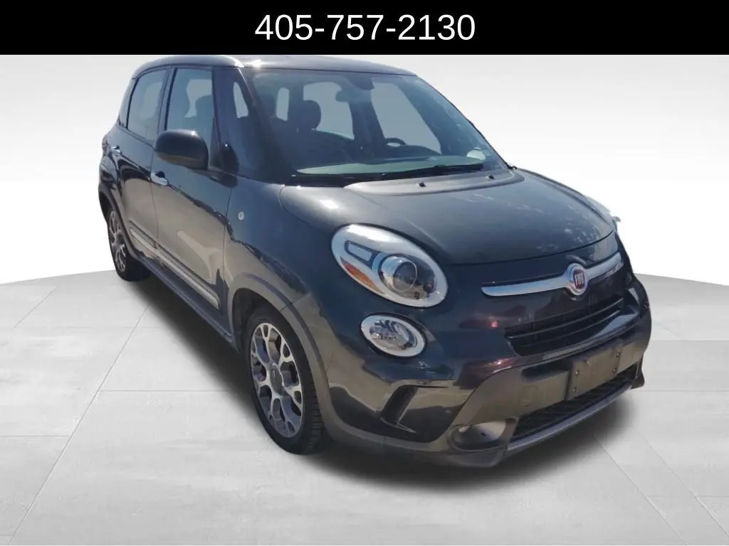 2014 Fiat 500L Trekking photo 2