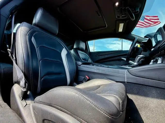 2017 Chevrolet Camaro 2LT RS photo 11