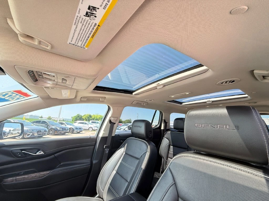 2023 GMC Acadia Denali - Photo 42