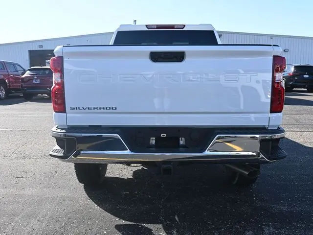 2025 Chevrolet Silverado 2500HD Work Truck photo 3